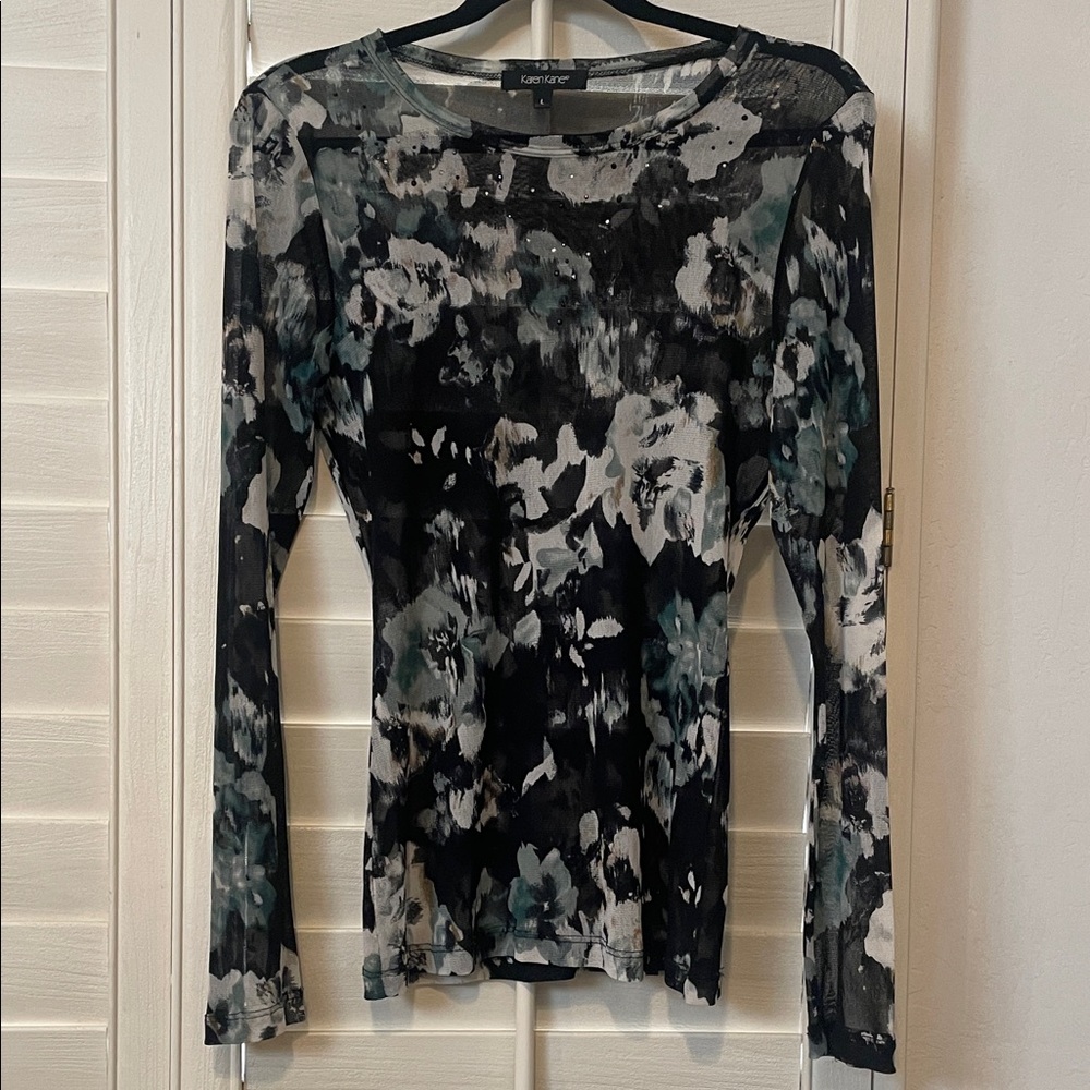 Karen Kane Black and Gray Floral Long Sleeve Top